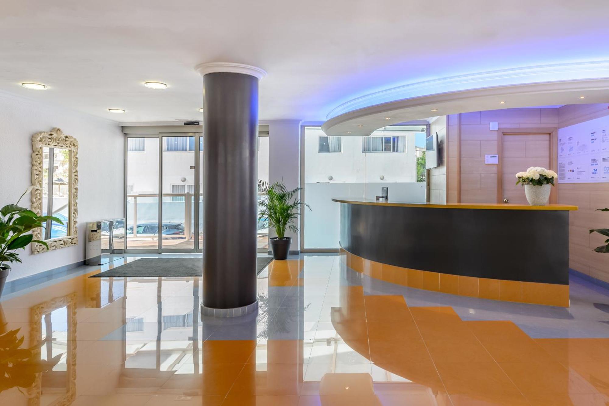 Aparthotel Vibra Sanan - Adults Only Sant Antoni de Portmany Exterior foto