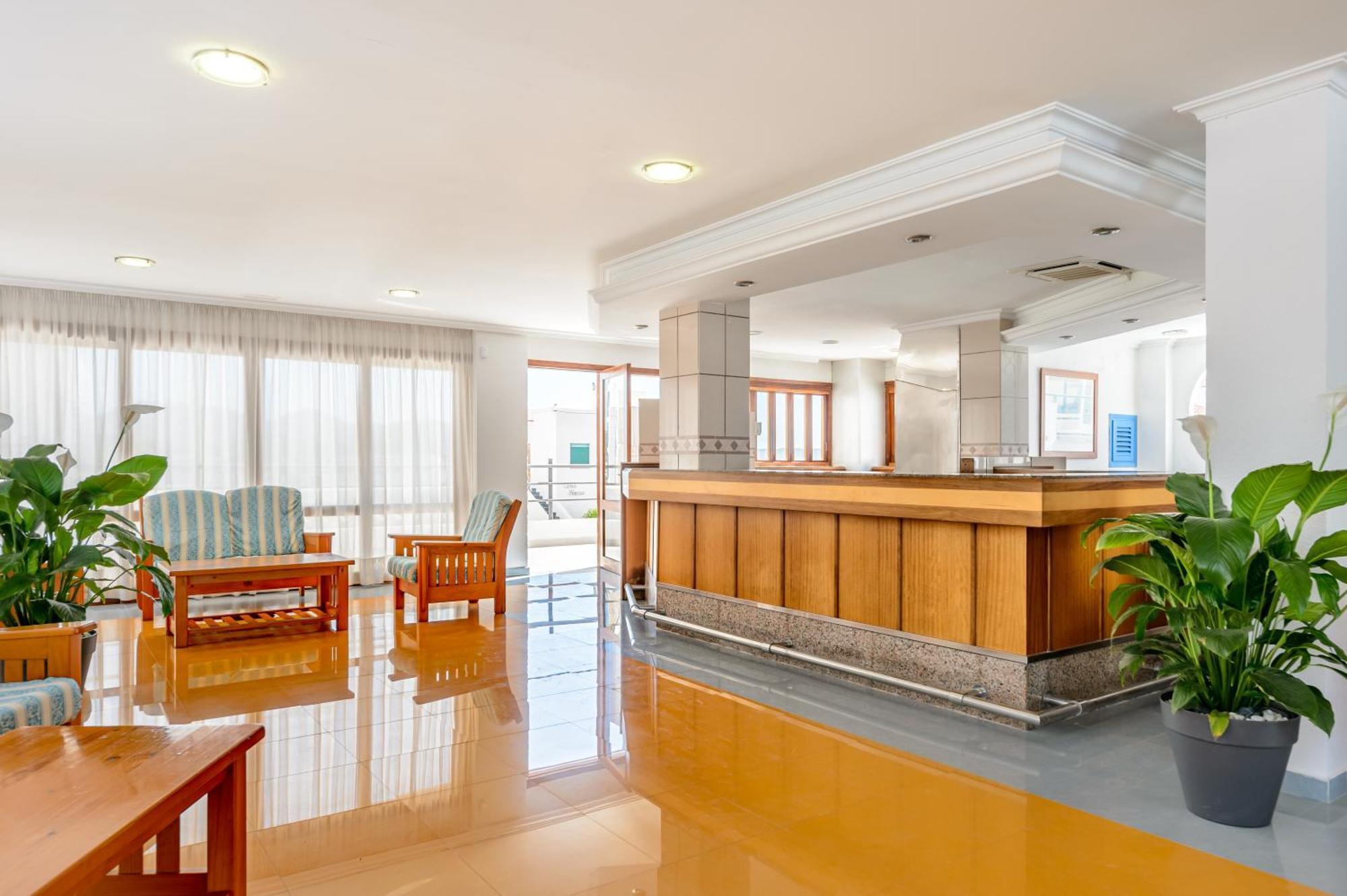 Aparthotel Vibra Sanan - Adults Only Sant Antoni de Portmany Exterior foto
