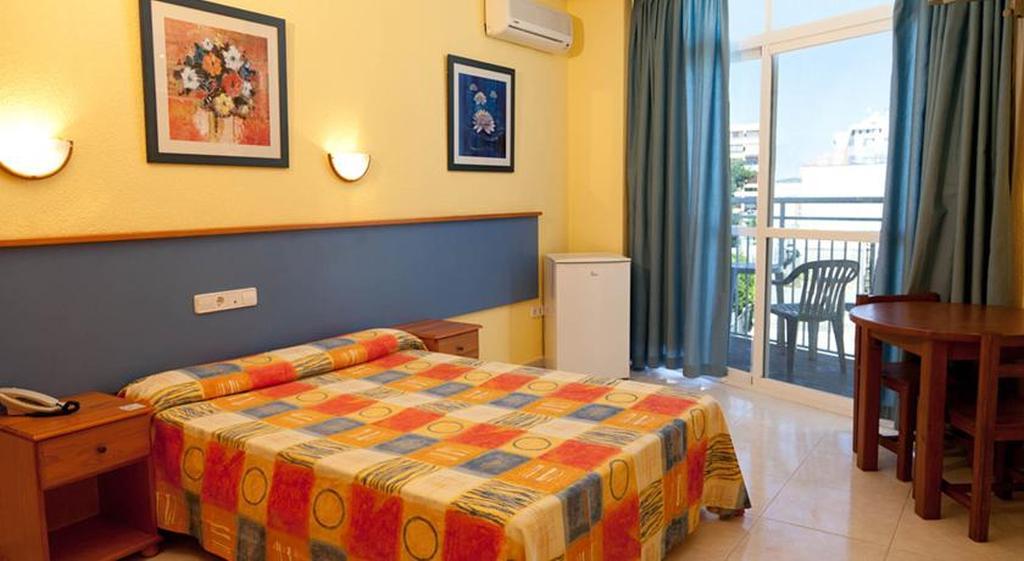 Aparthotel Vibra Sanan - Adults Only Sant Antoni de Portmany Exterior foto